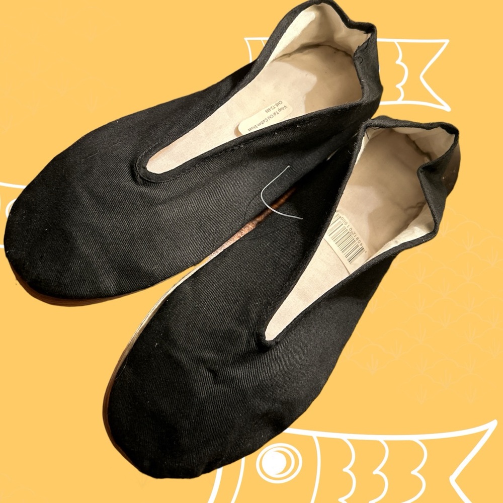 V-Top Tai Chi slip on cotton shoes padded insole comfortable casual